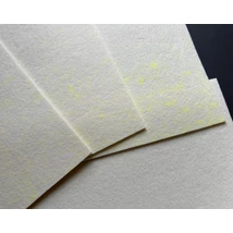 II. oszt. 3mm vastag barkácsfilc - krémfehér - 4db