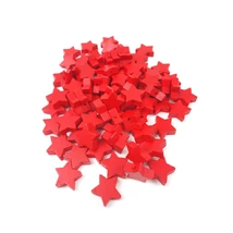 Fűzhető fa csillagok - piros - 20db Fűzhető fa csillagok - piros - 20db