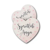 Nyomtatott fa pici szív táblácska - Szeretlek Anya szívecskékkel - 5,5cm
