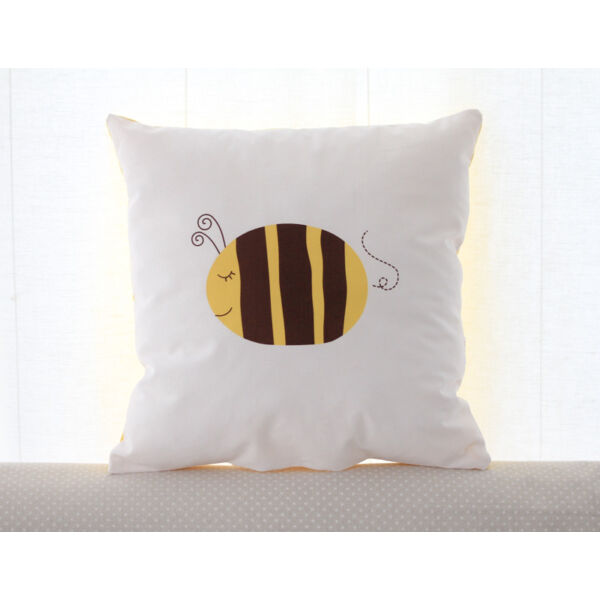 Pulee design párna - méhecske
