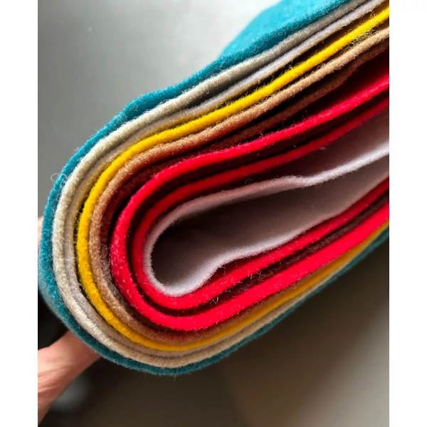 Maradék DHG gyapjúfilc csomag - 10db - 0011